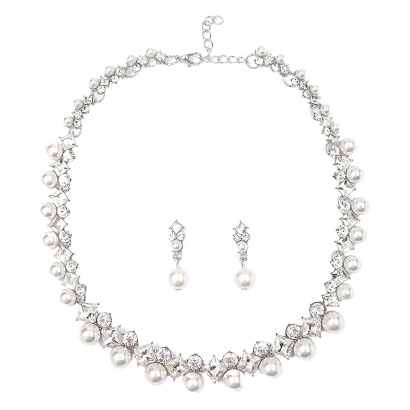 European and American Foreign Trade Jewelry Pearl Gemstone Necklace Set for Women, Light Luxury Niche Versatile Sweater Chain Clavicle Chain Alloy