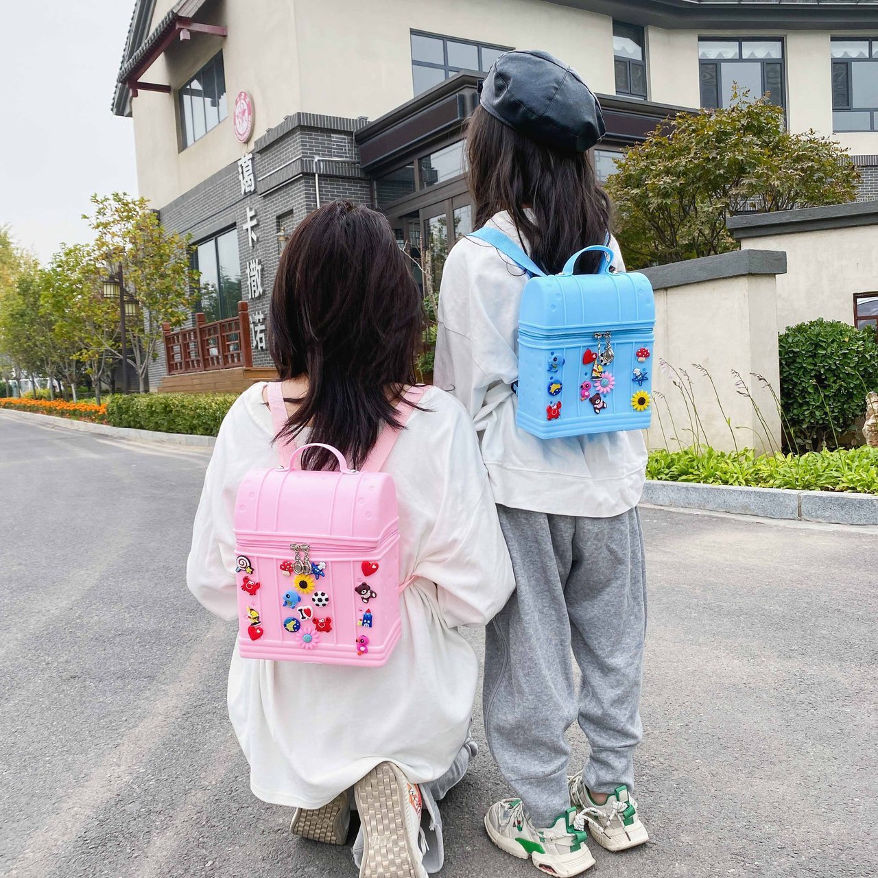 Mochila para niños bolsa de gelatina de silicona mochila de dibujos animados Linda mochila de estudiante de escuela primaria pinduoduo suministro entrega de una pieza