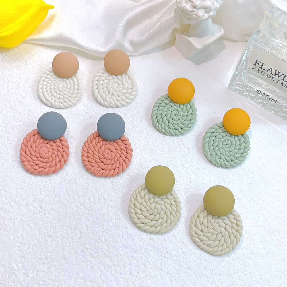 1 Pair Fashion Round Soft Clay Women's Drop Earrings display picture 1