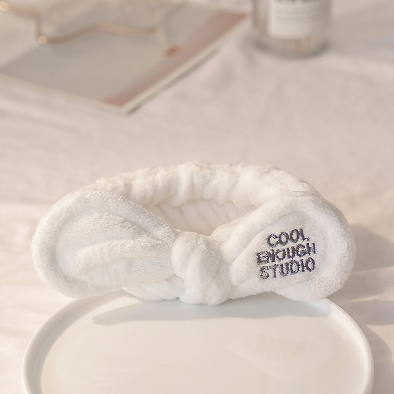 [Pequeño al por mayor] estilo coreano Super lindo bordado coral terciopelo arco yoga maquillaje cara lavado banda de pelo