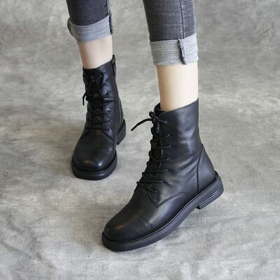 Martens, черные демисезонные универсальные короткие сапоги на плоской подошве со шнурками для отдыха в английском стиле, 2020, в британском стиле