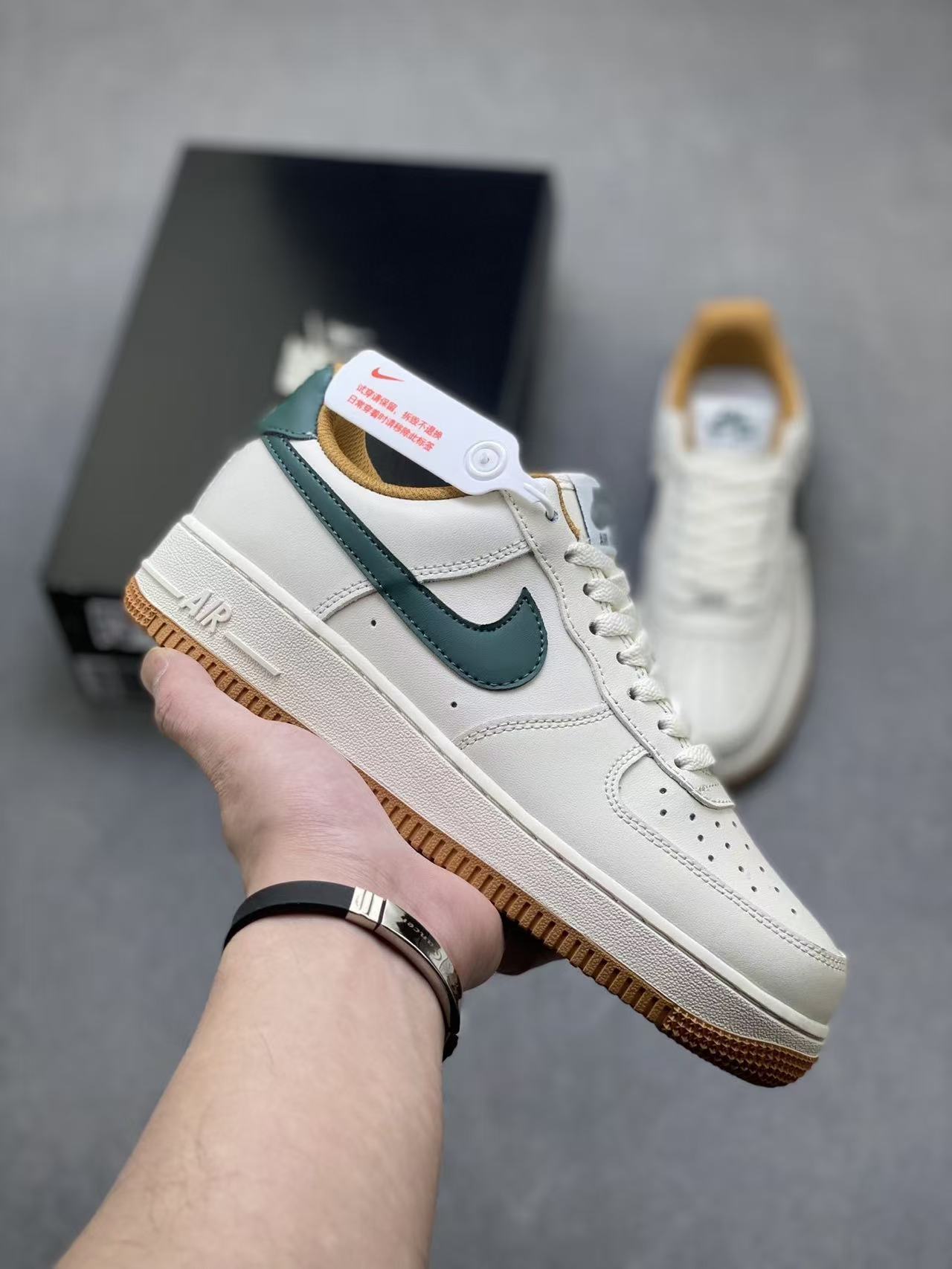 Zapatos de comercio exterior transfronterizo Putian AF1 Fuerza Aérea No. 1 blanco puro negro puro zapatos de patina baja para hombres y mujeres zapatos deportivos casuales