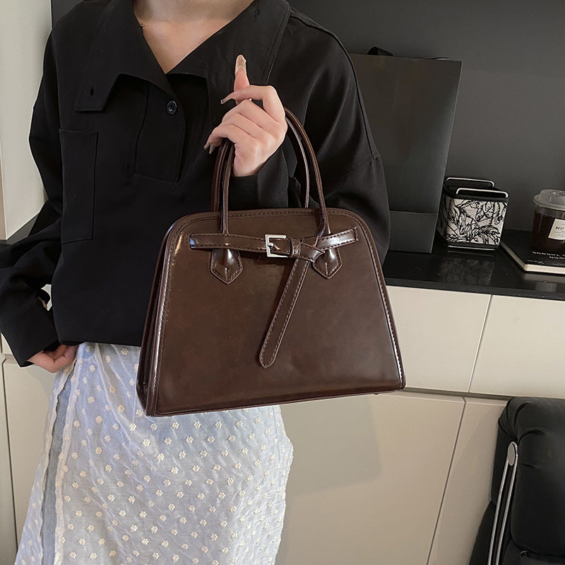 Bolso de tendencia retrógrada para mujeres 2025, nuevo estilo de alta capacidad, bolso de hombro de moda, bolso de mochila universal