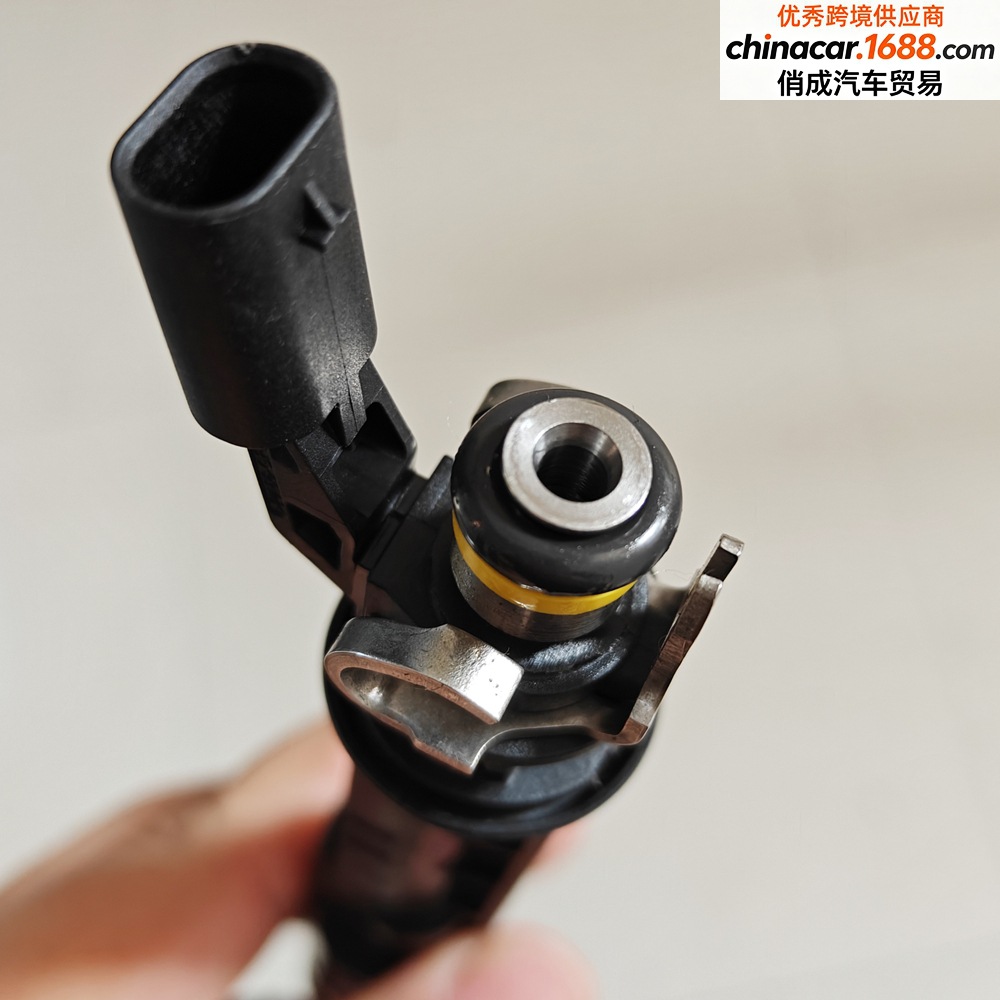 Mercedes-Benz M282 Fuel Injector A2820701000 166001525R Renault 1.3t Gdi Engine Parts