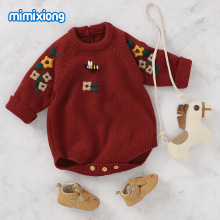 ins热卖秋季新款婴儿针织哈衣 纯手工绣花连体衣女宝宝三角爬服