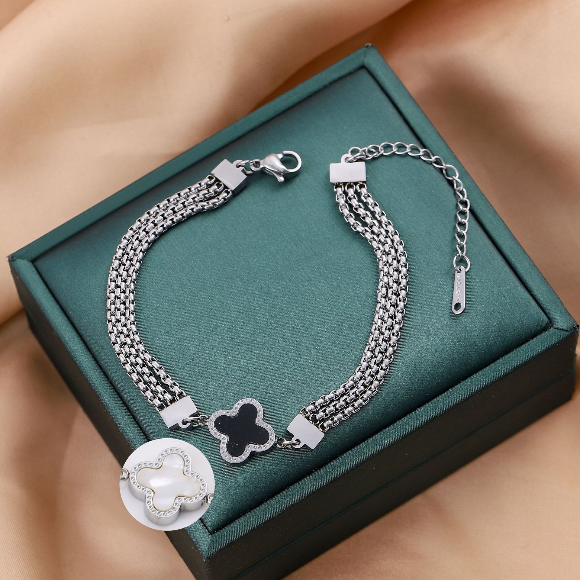 Joyas transfronterizas europeas y estadounidenses, brazaletes de acero de titanio de estilo bohemio coreano, brazaletes de acero de titanio no se desvanecen joyas para mujeres