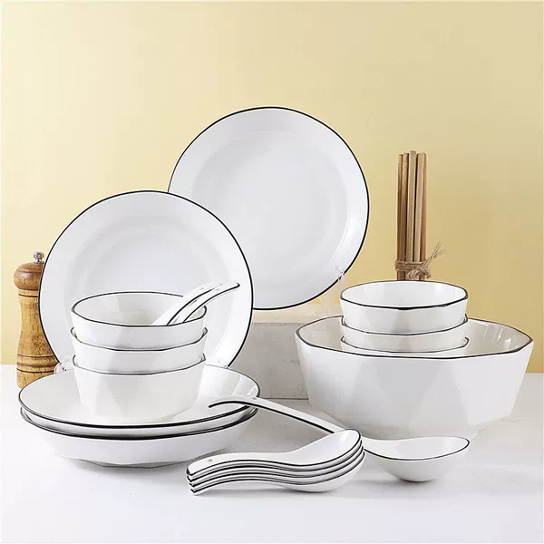 The new black line diamond 8 bowls, 6 plates, 8 spoons, 8 tablets, 1 soup bowl, 1 big spoon