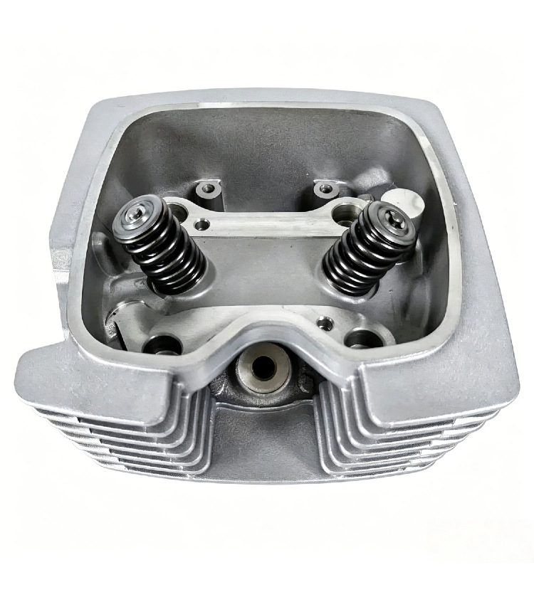 Motorcycle Engine Parts Suitable for Xin Da Zhou Honda Cbf150 Gl150 Cylinder Head and Cylinder Head Assembly