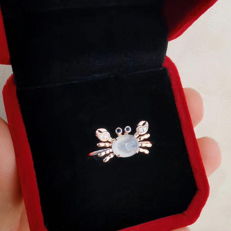 New Ins Moonstone Crab Ring Women's Fashion Distinctive Creative Niche Design Diamond Small Crab Finger Ring