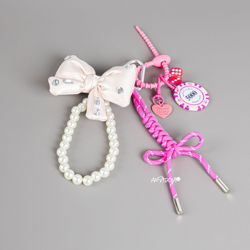 Keychain Pendant Creative Car Keychain Pendant Bag Pendant Car Keychain Bow Chip Chain