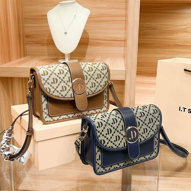 Hong Kong genuine leather minimalist square for women's fashion single shoulder crossbody 2024 new trend versatile small_voghion.com