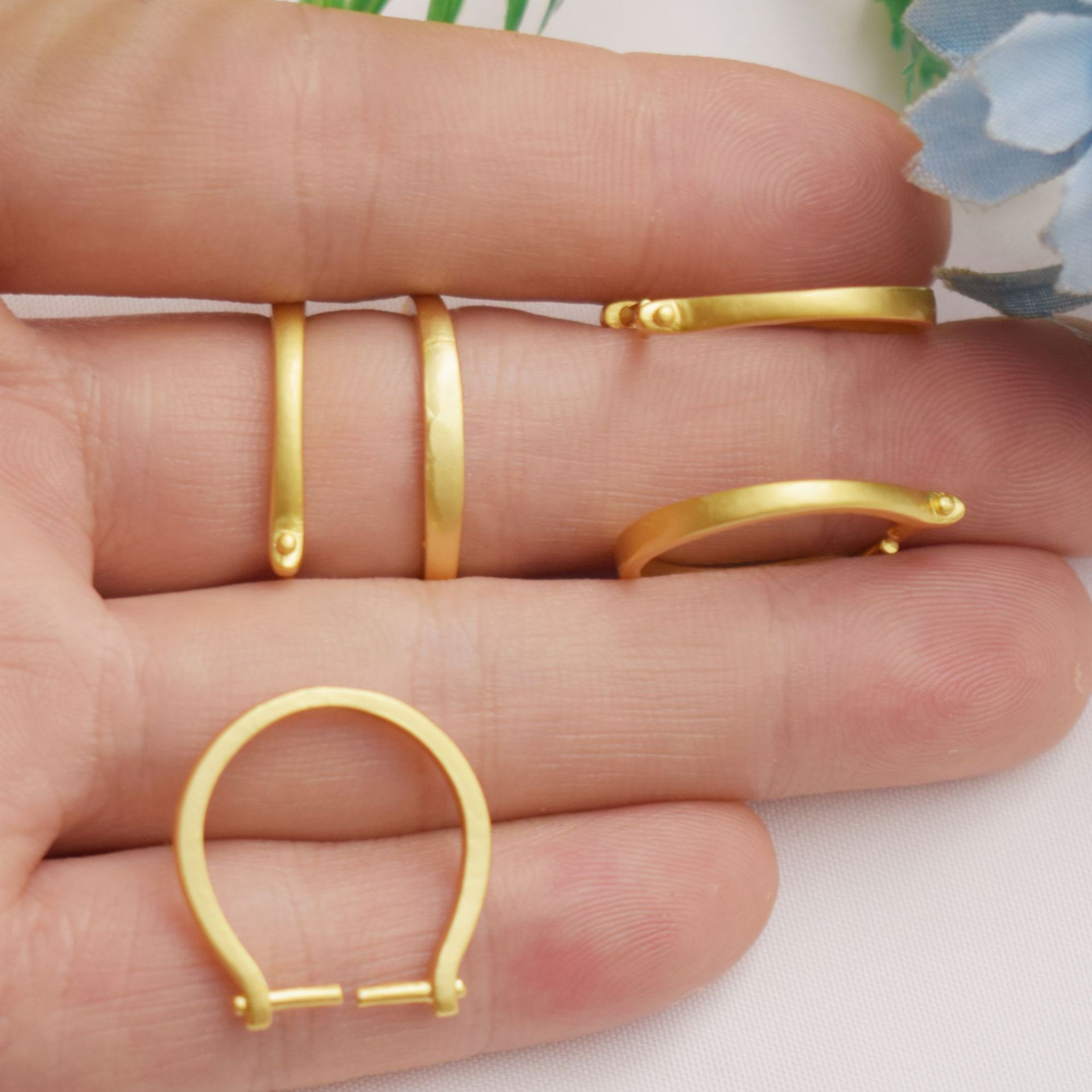 25g Weight Rack Plated, Plated Gold Plating Process Ring Setting-Accessories Jewelry Making Type 17.3mm Jewelry Making Size 14K Gold Plated, White Gold Plated Plating Material DIY Jewelry Accessories Classification 10 PCS/Package Quantity Copper Material Leaf, Heart Shape Pattern Tassel, Plating, Flakes Design Elegant, Simple Style Style 10 PCS/Package 17.3mm Copper 14K Gold Plated White Gold Plated Leaf Heart Shape Ring Setting-Accessories 12