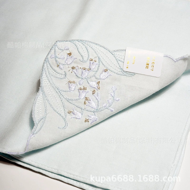 Носовой платок Lily of the Valley плоский с кружевом, двухслойная марля, утолщённый мягкий влагопоглощающий платок с вышивкой цветка в углу