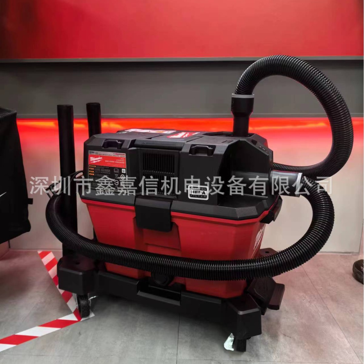 批发米沃奇無碳刷乾濕兩用吸塵機M18 FVC23L