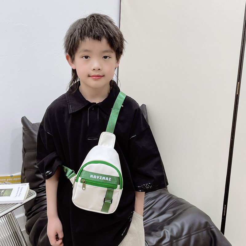 Bolso de pecho para niños y niñas de color de contraste de moda coreana, deportes de ocio, letras de estilo occidental, bolso de mensajero para niños, nuevo bolso para niños