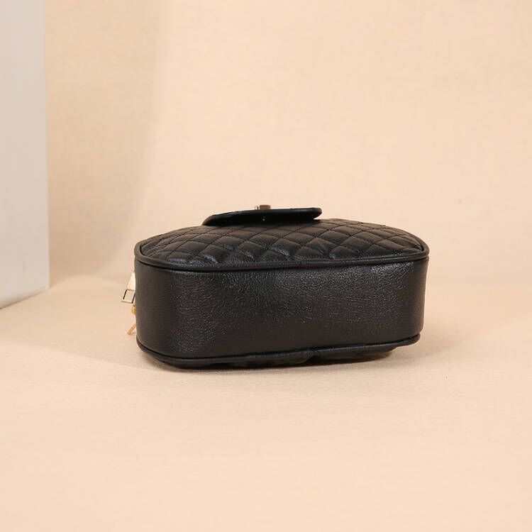 여자 가방 여름 올 매치 작은 가방 여자의 2024 새로운 도착 유행 마름모꼴 스타일 사진-카메라 가방 여성의 크로스 바디 가방 유행 어깨 가방