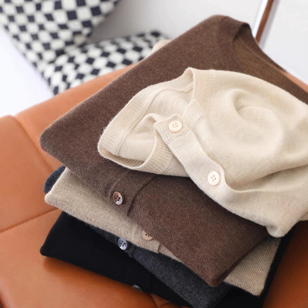 Классический шерстяной вязаный кардиган, осенний свитер, жакет, круглый воротник.