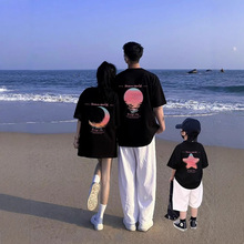不一样的2025超火亲子装一家三四口夏季短袖t恤衫多巴胺童装爬服