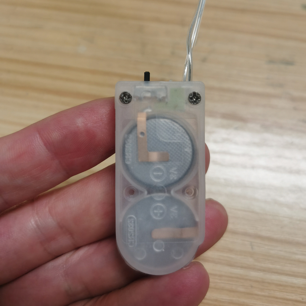 磁気スイッチledランプには、バックテープ2032小電池ケース5mm 8mm白色光暖かいブルーレイが付属しています