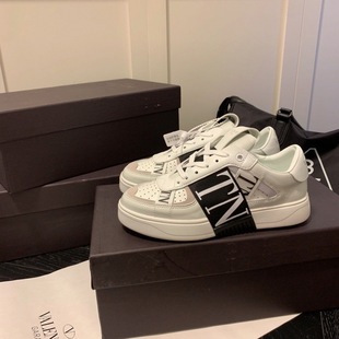 2025 New Valentino White Shoes Women's High Version Genuine Leather Easiest for Match Casual Flat Couple Sports Shoes