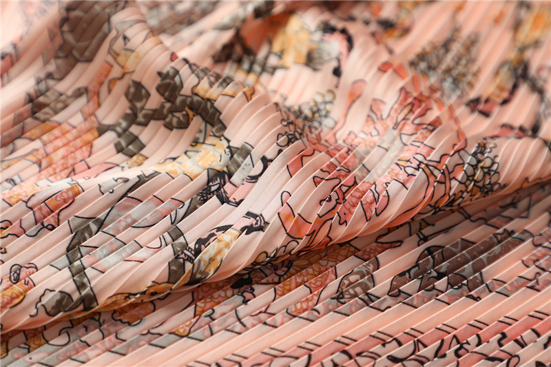 Square Pleated Diamond Simulation Silk Scarf For Women_voghion.com