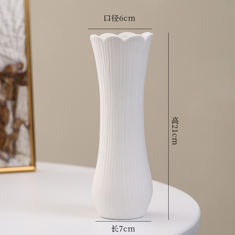 シンプルな現代の満天星陶磁器の花瓶の置物の客間の白い磁器の小さい清新な乾いた花の生け花の創意の陶磁器の花器|undefined