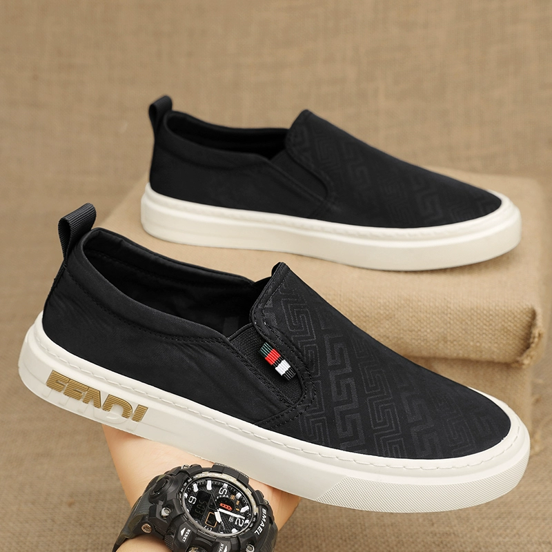 Холщовая мужская обувь, новинка 2024, осенние мужские спортивные кроссовки без шнуровки, повседневная старая пекинская тканевая обувь для мужчин
