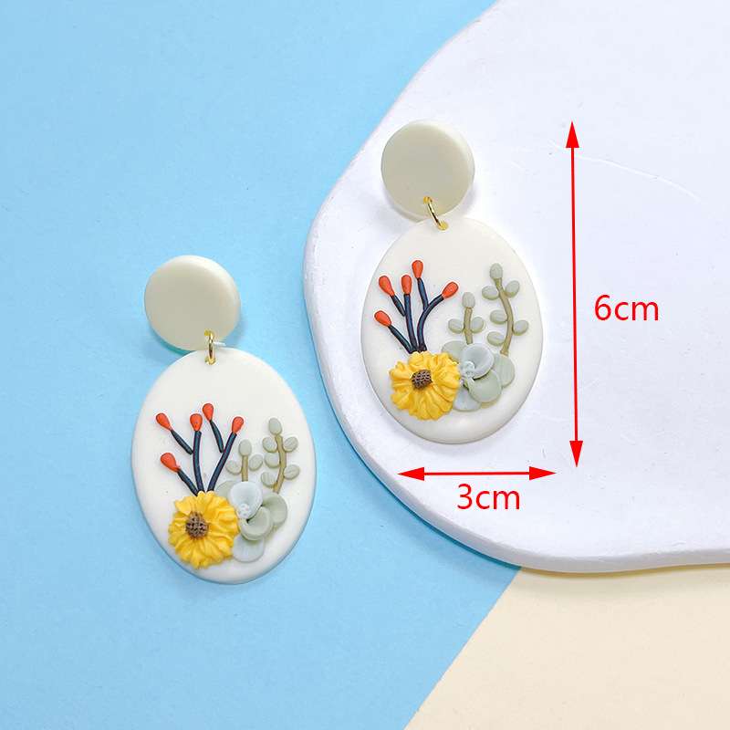 1 Pair Elegant Lady Sweet Geometric Flower Soft Clay Drop Earrings display picture 2