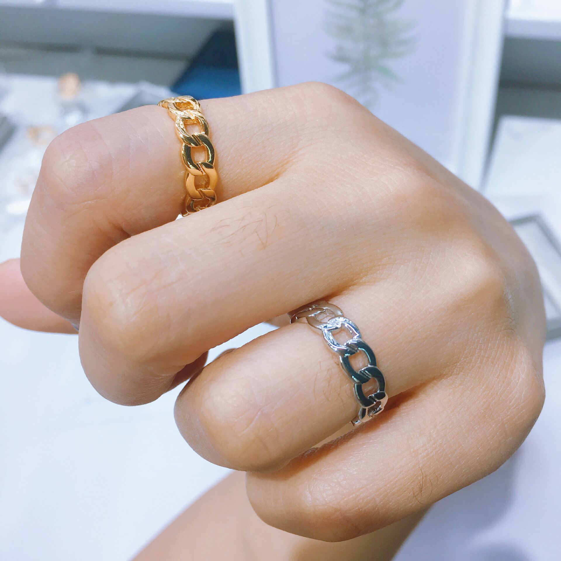 Vintage Mobius Open Ring For Women Simple Silver Stackable Band_voghion.com