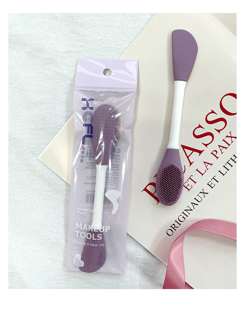 Portable purple double-head silicone mask brush, short-handled soft brush, application-based mask brush, facial cleansing brush undefined