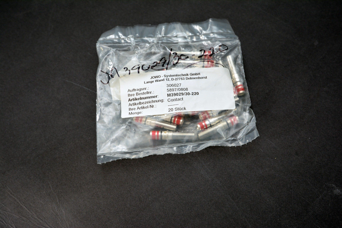 美国Deutsch德驰 航空航天级连接器 M39029/30-220