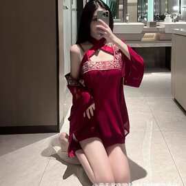 夜歌情趣内衣性感三件套制服套装透视柔纱古风红均码裙外女情趣内