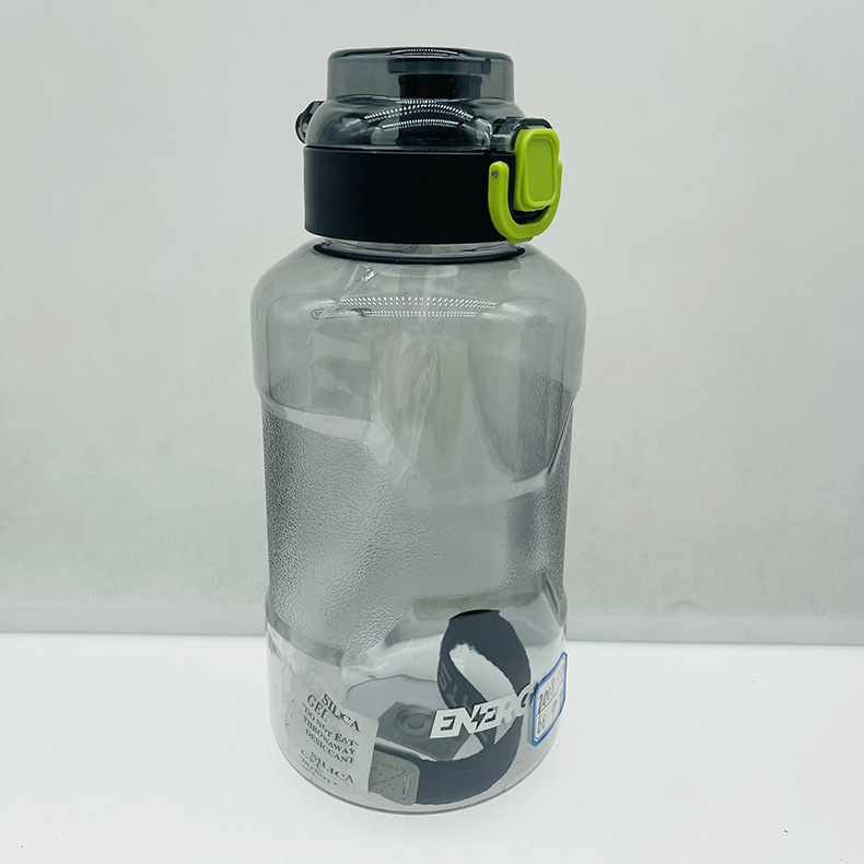 Jinshi artículo No. 2008-737 Copa de espacio deportes botella de agua portátil 1500ml cubierta de rebote taza de bebida directa taza portátil