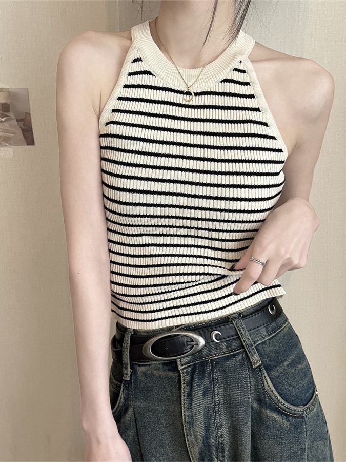 Knitted T-shirt
