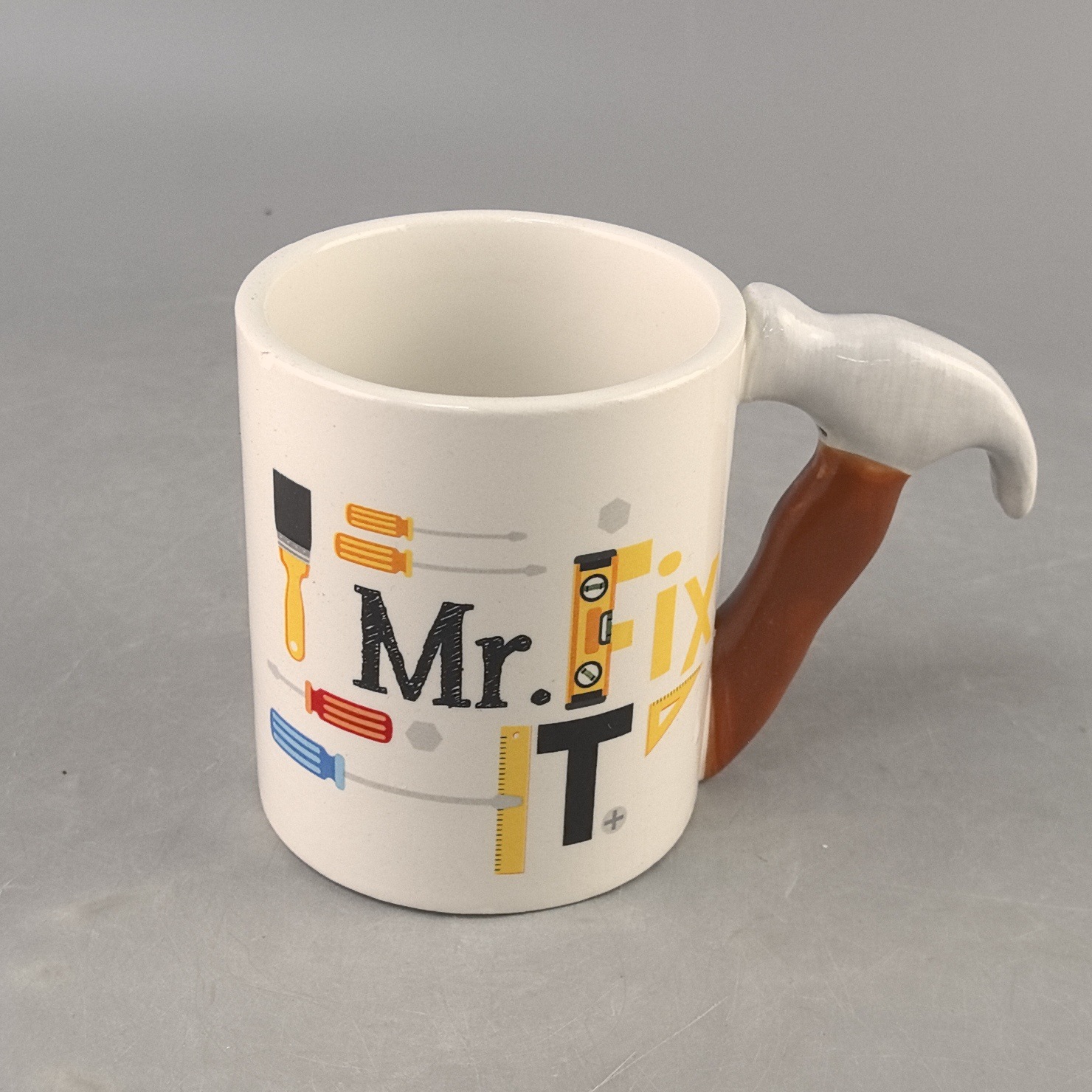 Personalizado creativo comercio exterior transfronterizo martillo de dibujos animados tazas de cerámica tazas de leche artesanías de cerámica