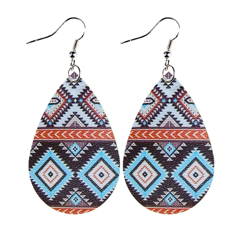 Серьги из кожи в форме слезы, западный племенной тату-близ patterns, лёгкие 6.8×3×0.5 см