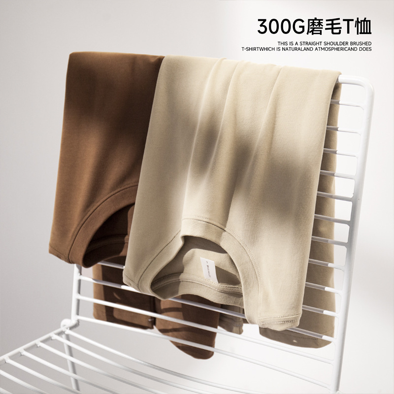 Camiseta de manga corta cepillada engrosada camisa de fondo de camiseta blanca Interior informal de media manga de algodón pesado suelto de los hombres