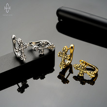 �͹�ʮ�ּܶ��h�Еr��С���߼��аٴ��OӋ���Ů�p�������Ʒ���l