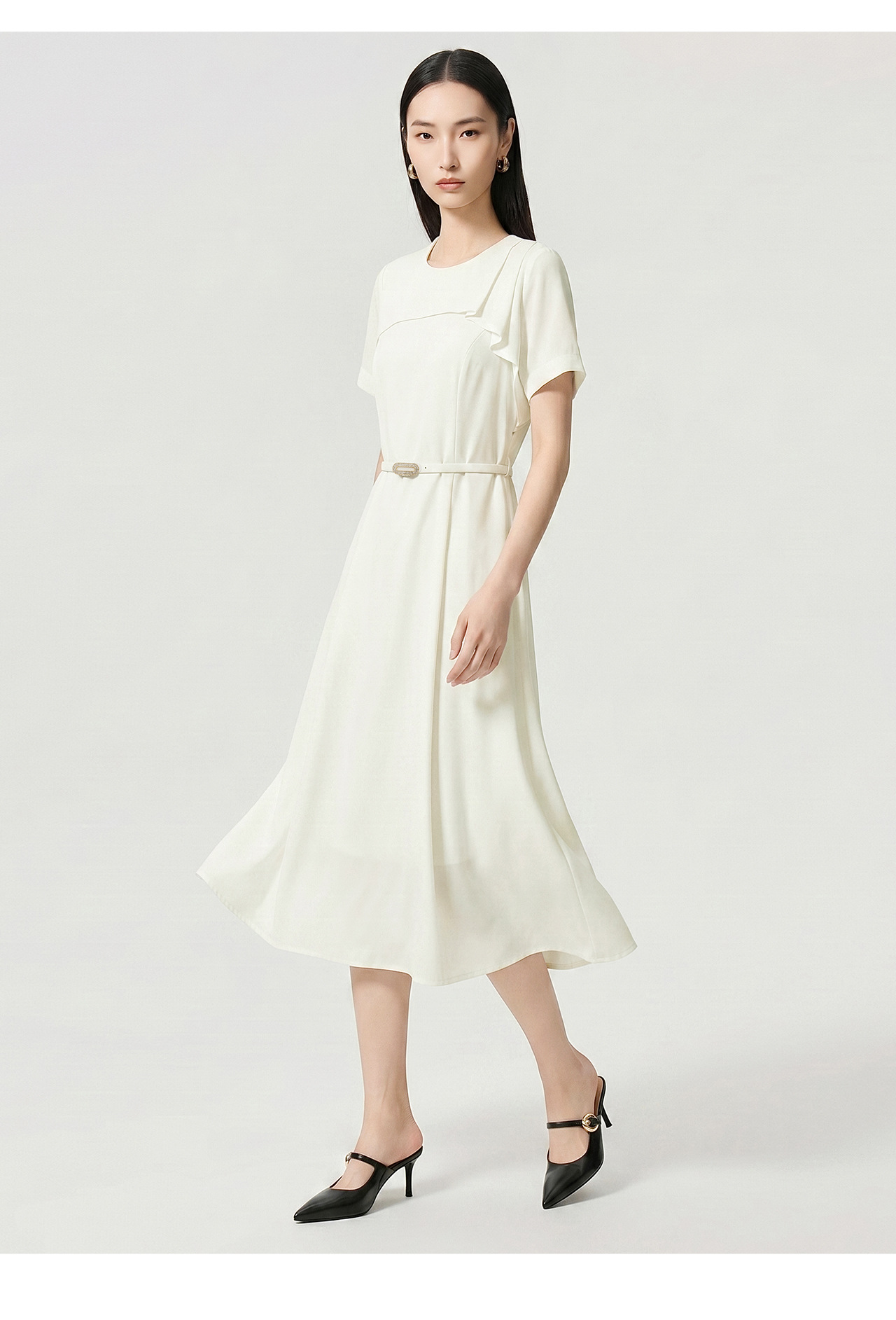 Đầm maxi nữ thắt eo chất liệu chiffon, cổ phiêu bèo nhún, tay ngắn — màu đen chi tiết 16