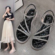 果冻底凉鞋女2024夏季新款水钻软底舒适百搭平底女式休闲凉鞋批发