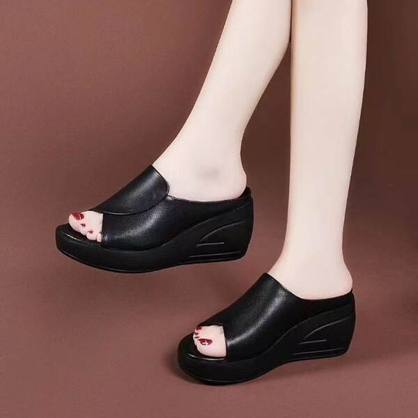 Sandals platform made of soft leather