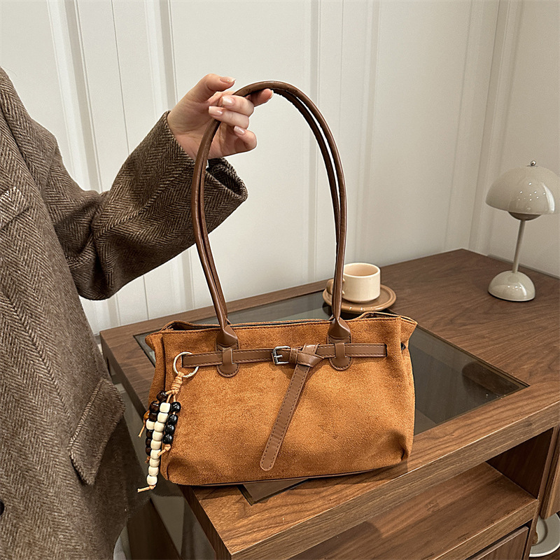 Frosted Pleated Casual Large-Capacity Versatile Armpit Bag Women's Personalized Commuting Casual High-Quality Texture Shoulder Bag Frosted Pleated Casual Large-Capacity Versatile Armpit Bag Women's Personalized Commuting Casual High-Quality Texture Shoulder Bag