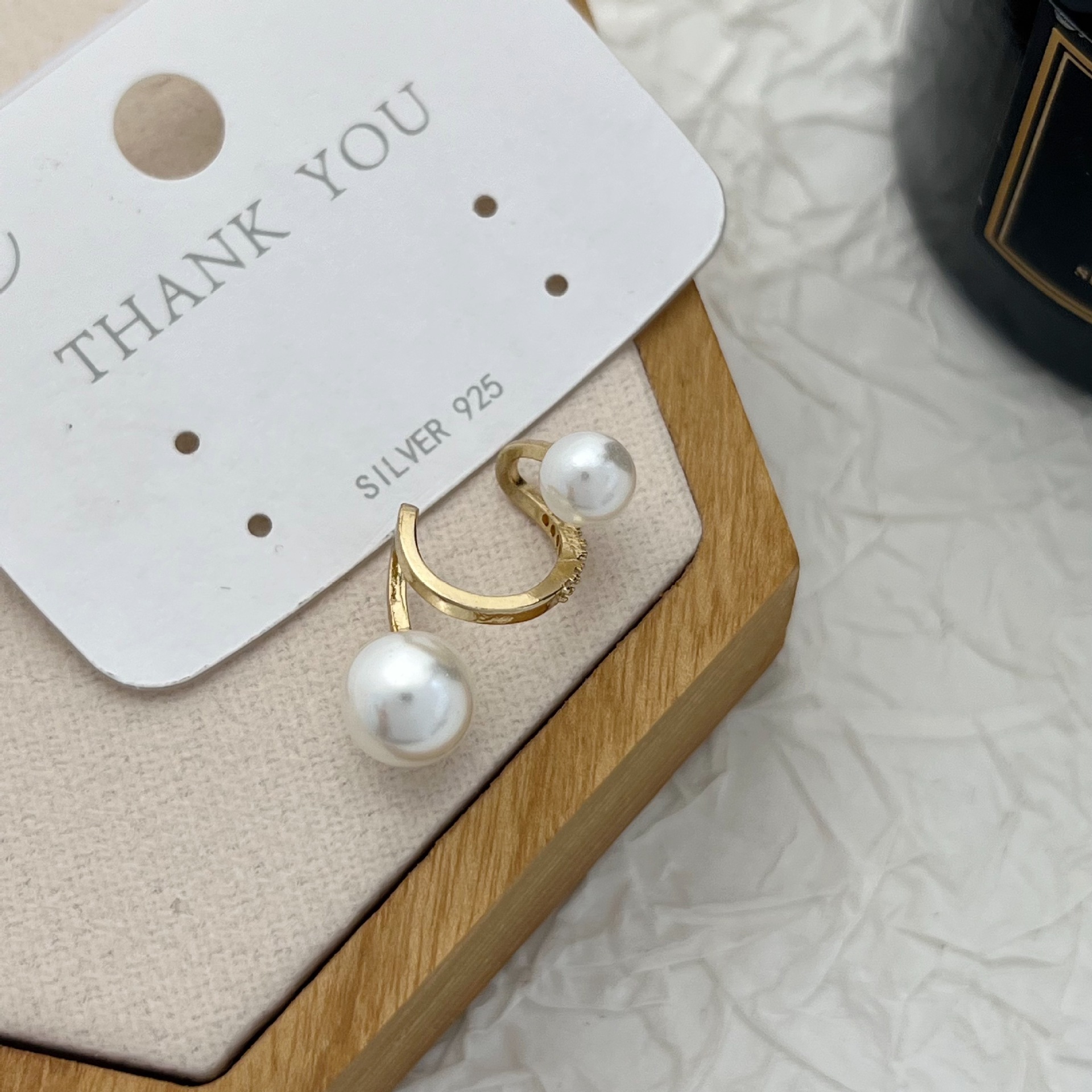 Pendientes de botón de circonita cúbica y perla, delicados y versátiles para el trabajo, los desplazamientos y el uso diario. Hipoalergénicos, resistentes al deslustre y duraderos._voghion.com