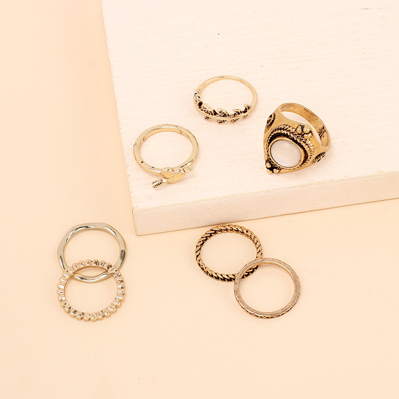 Fashion Personality Niche Design Sense Index Finger Joint Ring Retro Ring Combination Set Wholesale display picture 3