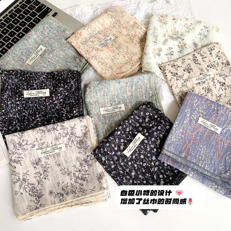2025 new summer cotton and linen retro small square scarf scarf women's scarf high-grade floral scarf Harajuku wind wholesale 2025 new summer cotton and linen retro small square scarf scarf women's scarf high-grade floral scarf Harajuku wind wholesale