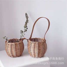 网红款儿童藤编零钱包夏男女童出游拍照道具手工编织手提菜篮子