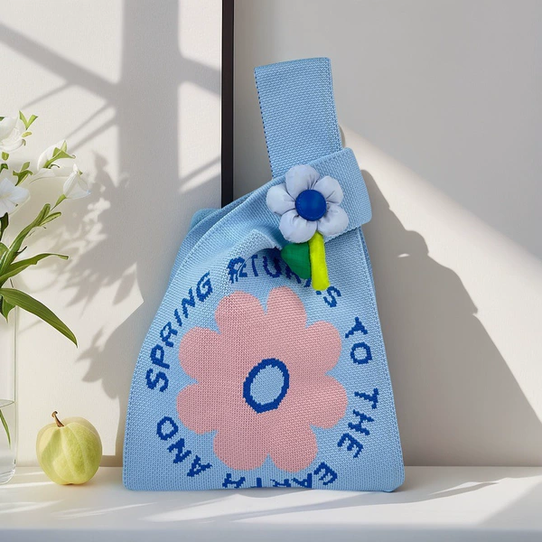 Blue brooch, flowered