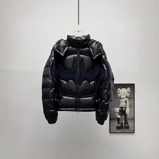 蒙口羽绒服蝙蝠侠男款联名款黑色连帽外套加厚保暖跨境