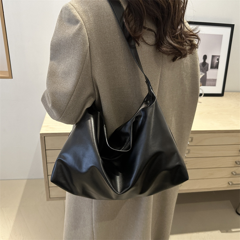 Bolsas diarias coreanas, bolsas de hombro de viento suaves, bolsas de hombro simples, bolsas de hombro grandes, bolsas de 2024 nuevas bolsas de mujer, bolsas de mochila de gran capacidad.