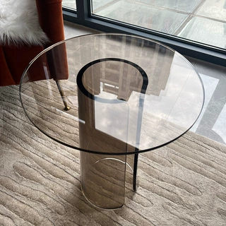 定制亚克力透明红色渐变网红圆桌软装空间轻奢茶几边几桌台厂家